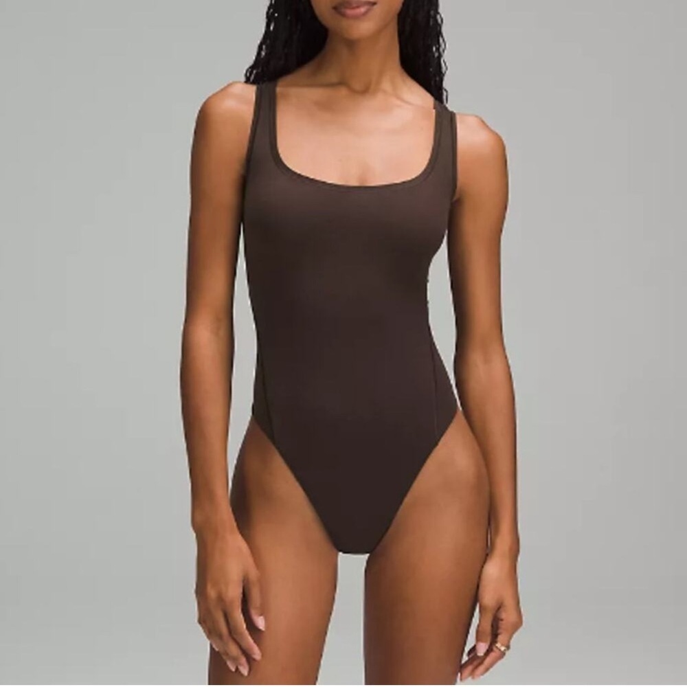 NWT  Lululemon Wundermost Ultra-Soft Nulu Square-Neck Sleeveless Bodysuit